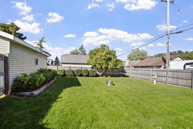 3735 14th AVENUE, Kenosha, WI 53140