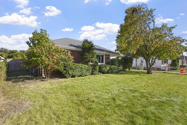 3735 14th AVENUE, Kenosha, WI 53140