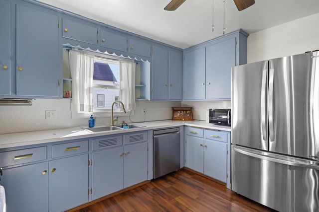 3735 14th AVENUE, Kenosha, WI 53140