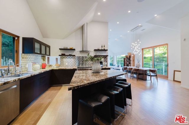 10110 Cielo Drive, Beverly Hills, CA 90210
