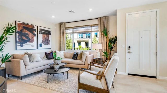 2811 E Amberley Privado, Ontario, CA 91762