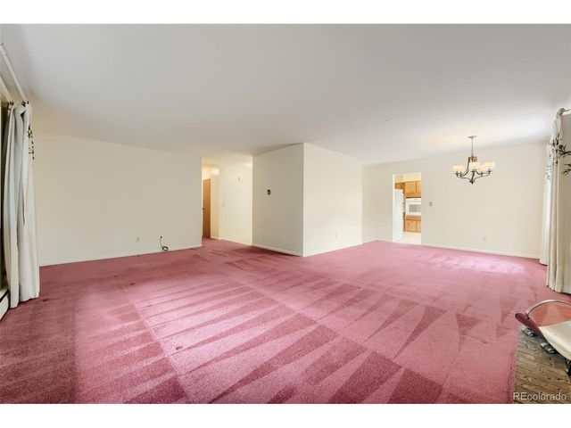 6524 S Franklin St, Centennial, CO 80121