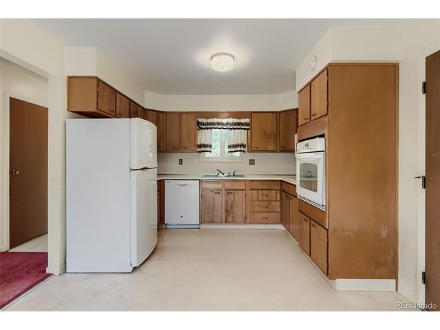 6524 S Franklin St, Centennial, CO 80121