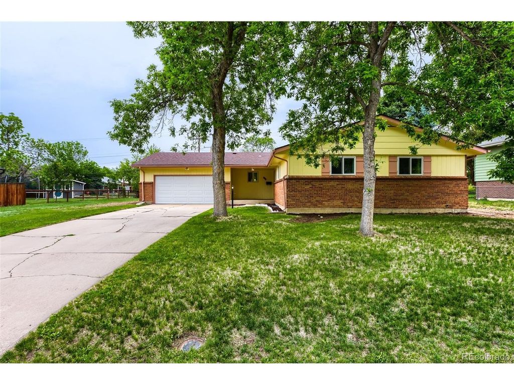 6524 S Franklin St, Centennial, CO 80121