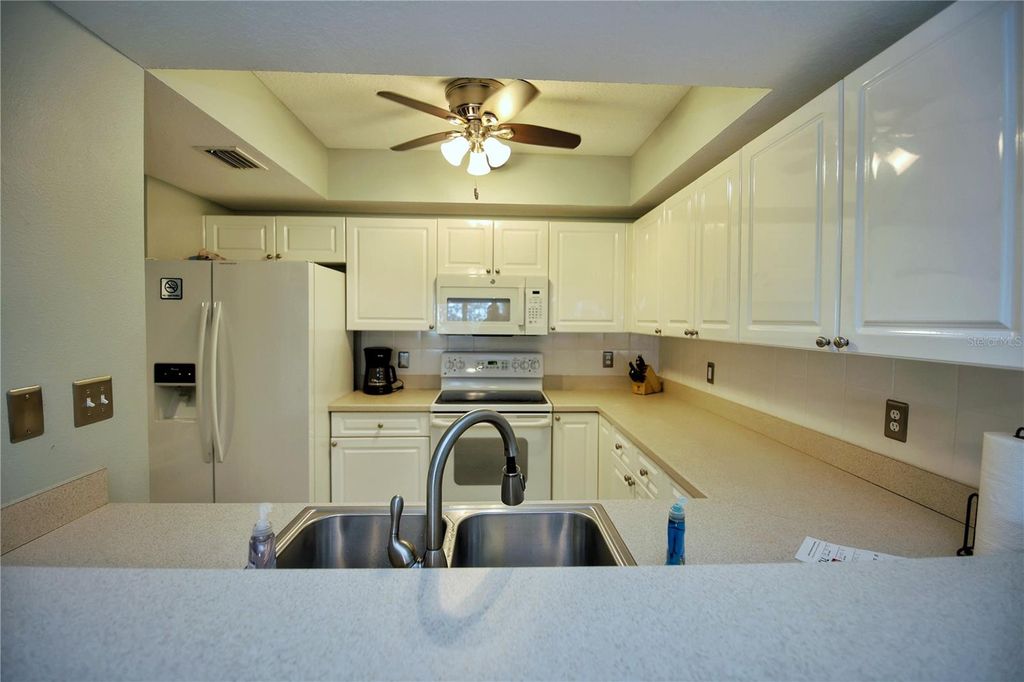 Image 8 of property listing at 5300 S ATLANTIC AVENUE 7-403, New Smyrna Beach, FL 32169