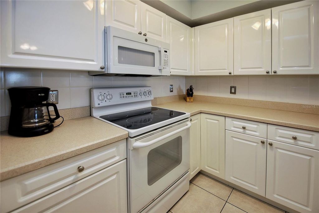 Image 10 of property listing at 5300 S ATLANTIC AVENUE 7-403, New Smyrna Beach, FL 32169