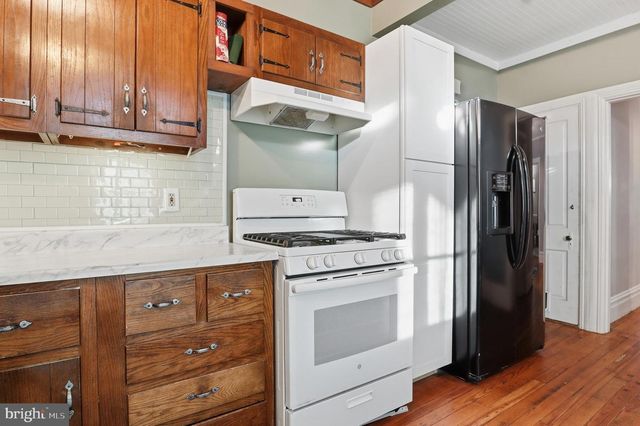 327 4TH ST, New Cumberland, PA 17070