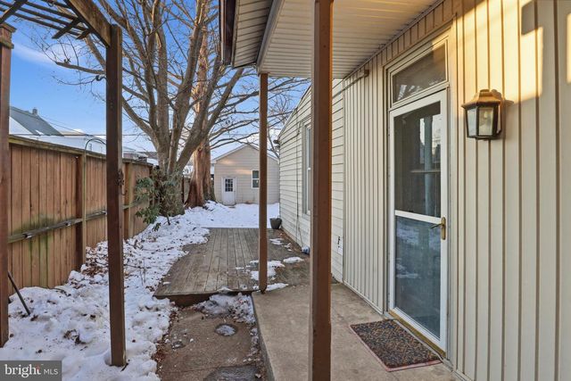 327 4TH ST, New Cumberland, PA 17070