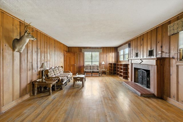 9501 FM 2210, Jacksboro, TX 76458