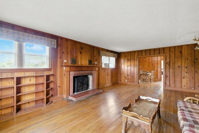 9501 FM 2210, Jacksboro, TX 76458
