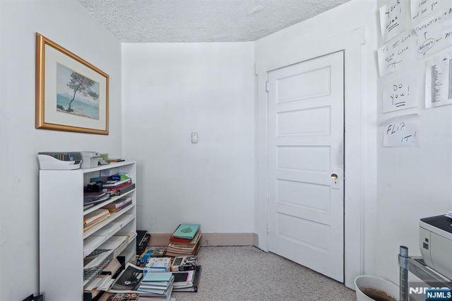 85 Elizabeth Avenue, Elmwood Park, NJ 07407
