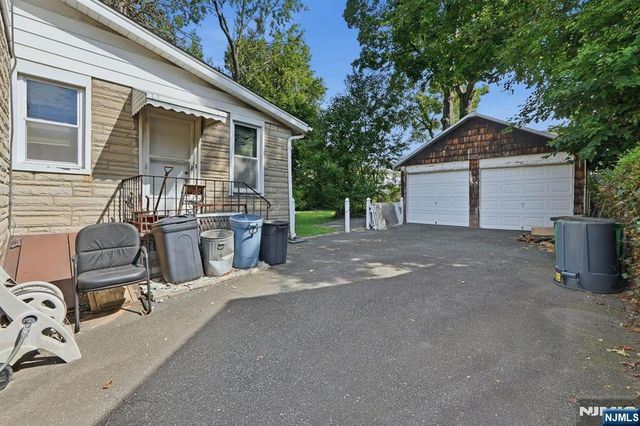 85 Elizabeth Avenue, Elmwood Park, NJ 07407
