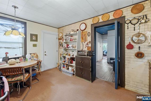 85 Elizabeth Avenue, Elmwood Park, NJ 07407