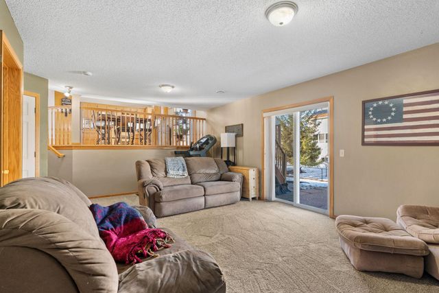 2354 Ponds Way, Shakopee, MN 55379