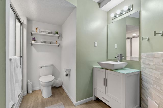 2354 Ponds Way, Shakopee, MN 55379