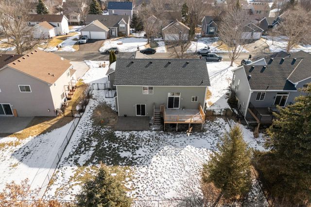 2354 Ponds Way, Shakopee, MN 55379