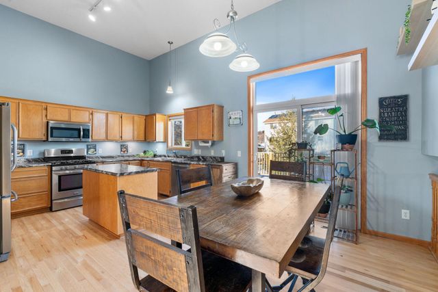 2354 Ponds Way, Shakopee, MN 55379