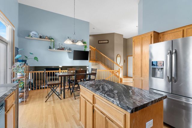 2354 Ponds Way, Shakopee, MN 55379