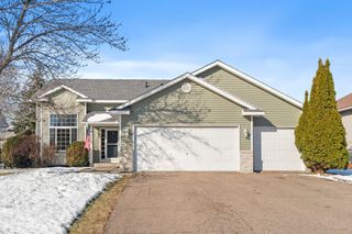 2354 Ponds Way, Shakopee, MN 55379