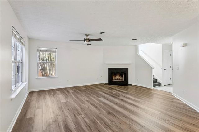 300 Carrington Way, Canton, GA 30115
