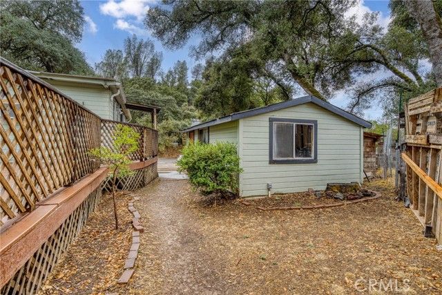 3155 Buckingham Way, Nice, CA 95464