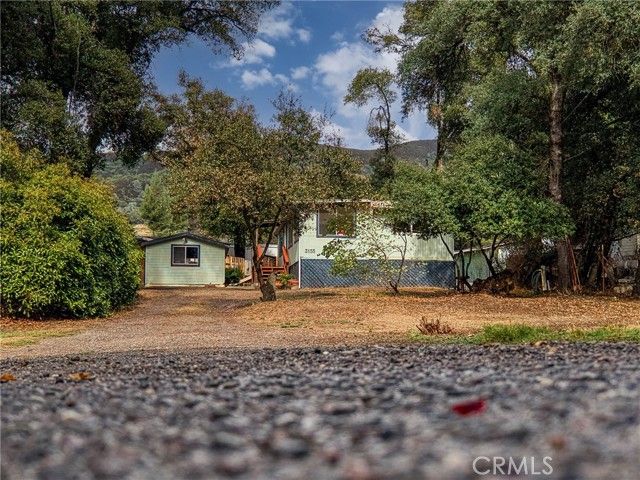 3155 Buckingham Way, Nice, CA 95464