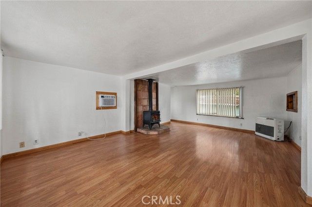 3155 Buckingham Way, Nice, CA 95464