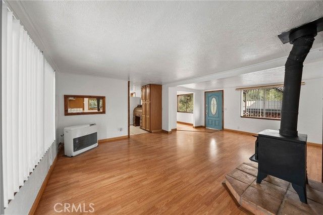 3155 Buckingham Way, Nice, CA 95464