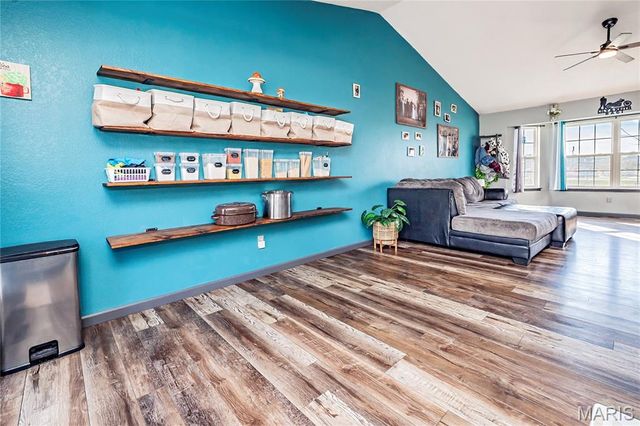 1174 Scenic Drive, Herculaneum, MO 63048