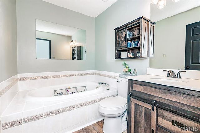 1174 Scenic Drive, Herculaneum, MO 63048