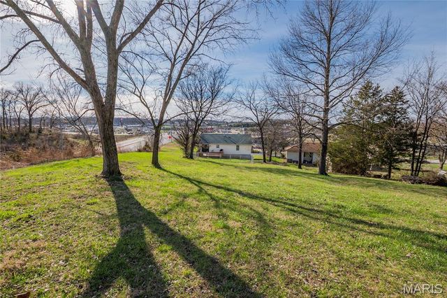 1174 Scenic Drive, Herculaneum, MO 63048