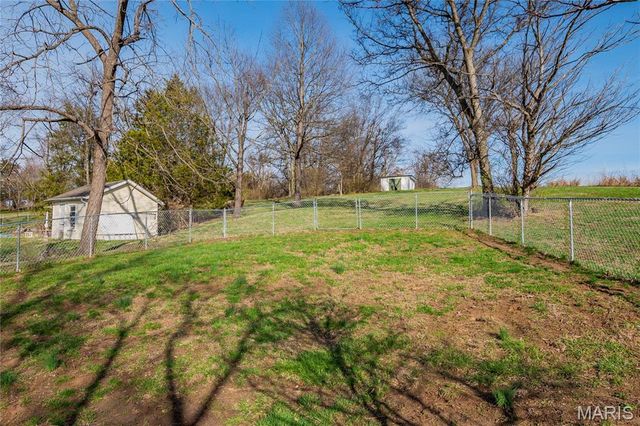 1174 Scenic Drive, Herculaneum, MO 63048