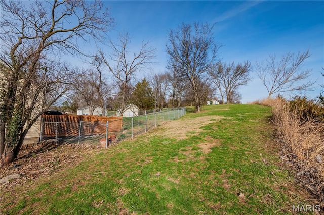 1174 Scenic Drive, Herculaneum, MO 63048