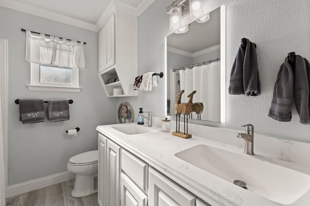 210 S Booth Street, Mart, TX 76664