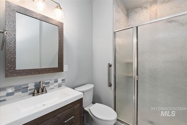 2063 N Parkforest Way, Eagle, ID 83616