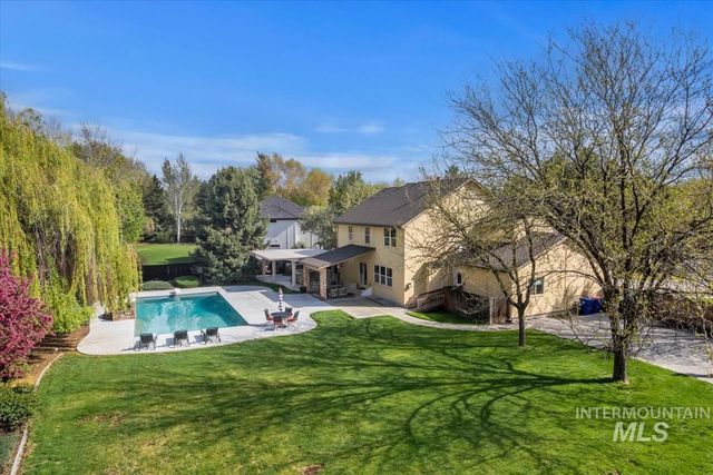 2063 N Parkforest Way, Eagle, ID 83616