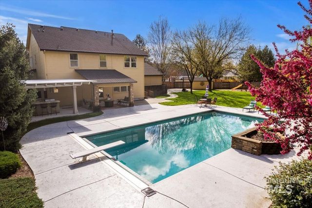 2063 N Parkforest Way, Eagle, ID 83616