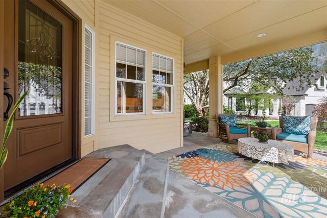 2063 N Parkforest Way, Eagle, ID 83616