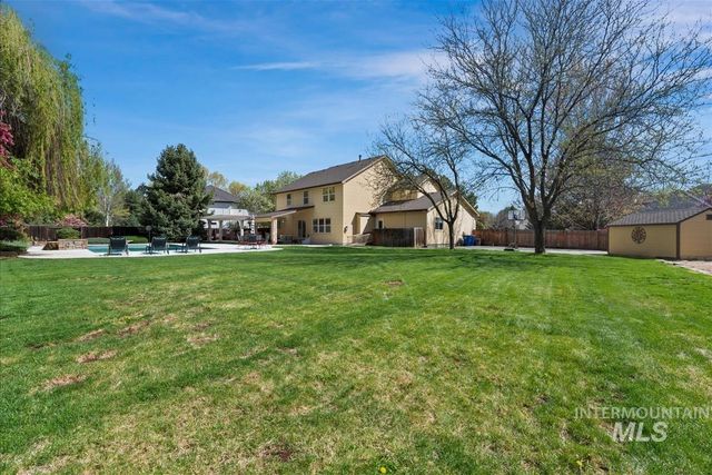 2063 N Parkforest Way, Eagle, ID 83616