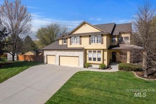 2063 N Parkforest Way, Eagle, ID 83616