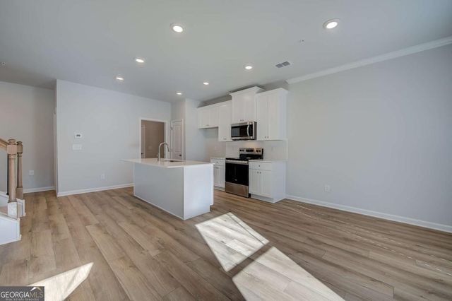 843 Eagle Avenue, Riverdale, GA 30296