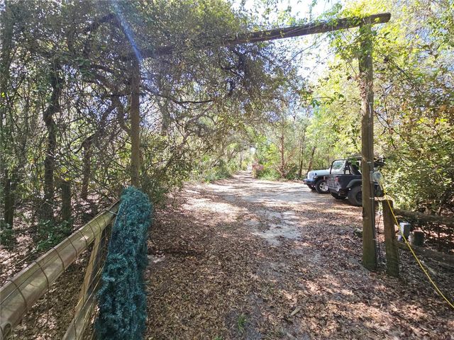 10679 GOOSE PRAIRIE ROAD, Leesburg, FL 34788