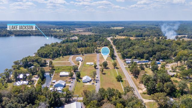 523 Landing Ave, Florala, AL 36442