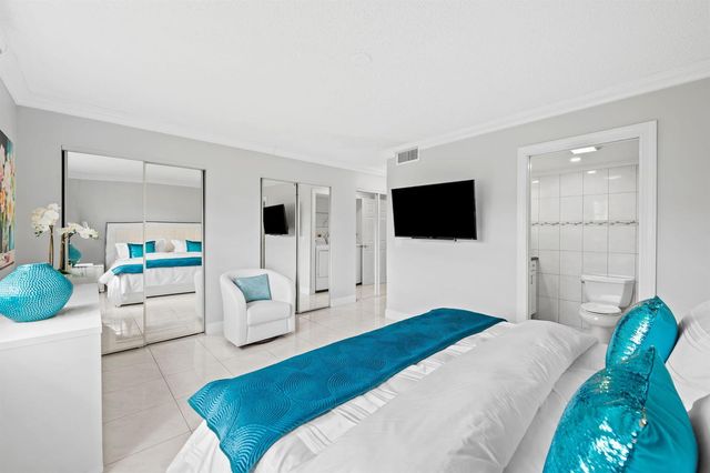 170 SE 5TH Avenue 103, Dania Beach, FL 33004