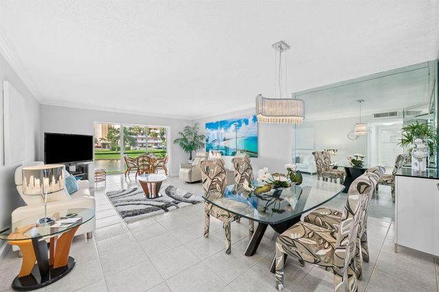 170 SE 5TH Avenue 103, Dania Beach, FL 33004