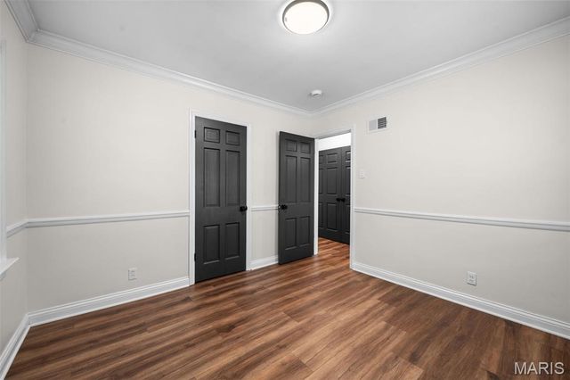 823 Victoria Place, Glendale, MO 63122