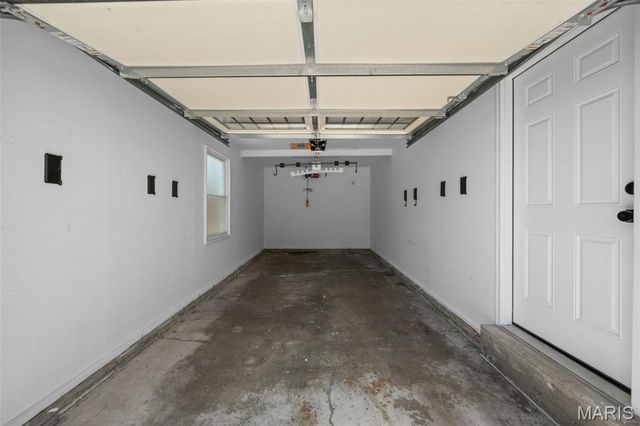 823 Victoria Place, Glendale, MO 63122