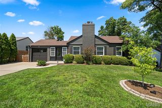 823 Victoria Place, Glendale, MO 63122
