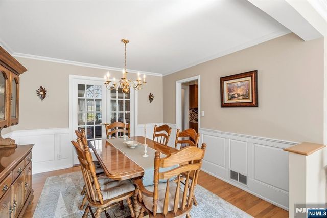 262 Cornwall Road, Glen Rock, NJ 07452