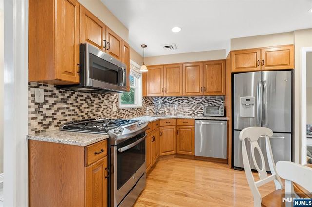 262 Cornwall Road, Glen Rock, NJ 07452